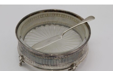 A GLASS BUTTER DISH with pierced silver gallery, Birmingham ...