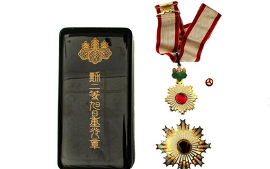 A JAPANESE ORDER OF RISING SUN WITH BREAST STAR