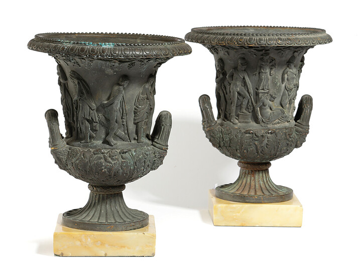 A PAIR OF ITALIAN PATINATED BRONZE GRAND TOUR MODELS OF THE MEDICI VASE