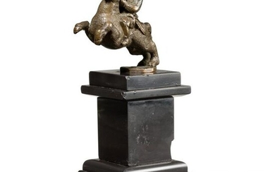 A Renaissance bronze sculpture of a cavalier