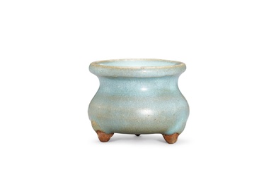 A miniature Junyao blue-glazed tripod incense burner, Song - Yuan dynasty 宋至元 鈞窰天藍釉三足小爐