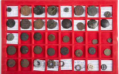 A nice lot ancient coins: 17 Byzantine bronzes (Folles, Nummi,...
