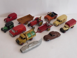 A selection of mid 20th Century die case model vehicles to i...