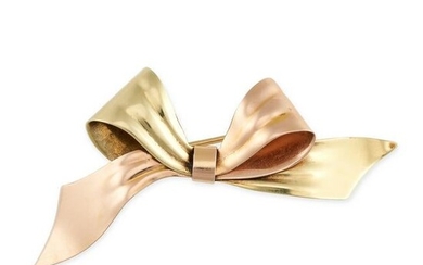 CARTIER, A VINTAGE TWO COLOUR GOLD BOW BROOCH designed