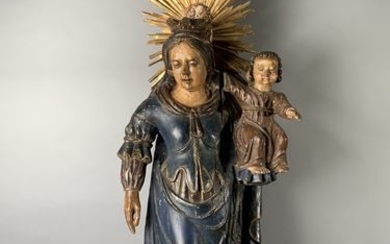CHILD VIRGIN in majesty. Carved and painted wood....