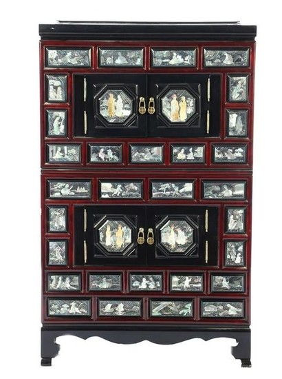 Chinese lacquered 4-door cabinet with mother-of-pearl