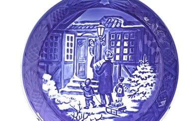 Christmas plate 1994 ''Christmas shopping'', Royal Copenhagen Denmark
