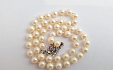 Collier de perles antiques avec serrure à diamant 585 14ct WG, longueur du collier environ...
