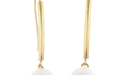 Cultured pearl drop earrings