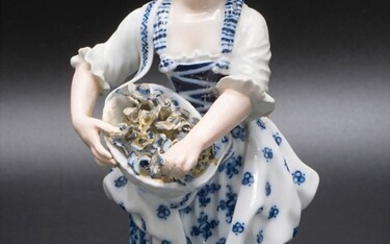 Dame mit Blumenkorb / A gardener lady with flower basket, Michel Victor Acier, Meissen, um...