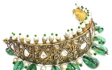 Emerald Pearl 18k Yellow Gold Indian Headwear