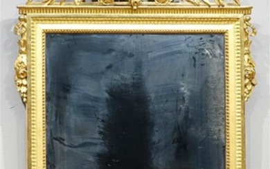 (-), Franse houten vergulde Louis XVI spiegel bekroond...