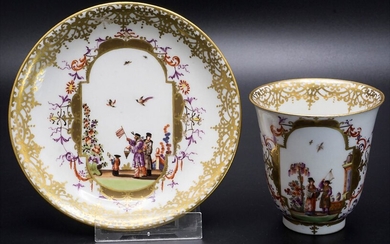 Frühes Koppchen mit UT / An early tea bowl with saucer and Chinoiserie, Meissen, um...