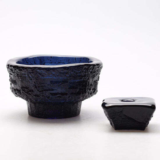 GÖTE AUGUSTSSON. bowl and candle holder, "Cobalt", Ruda Glasbruk.