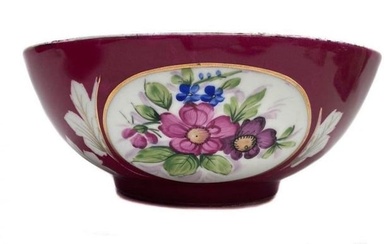 Gardner Imperial Russian porcelain red floral bowl, circa 1890.
