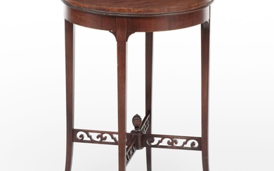 Imperial Furniture Federal Style Mahogany Side Table, Early to Mid-20th Century