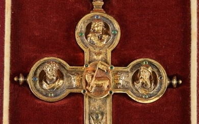 Italian Roman 19th century Cardinal's cross by Wilhelm Widemann. Roma. 1879. Heavy gilt silver and