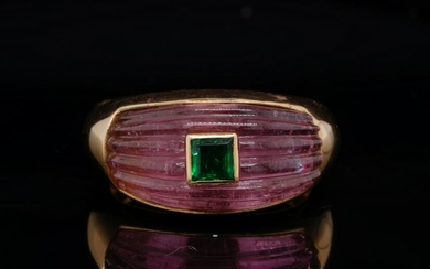 Mellero Pink Tourmaline, 0.40ct Emerald 18K Ring