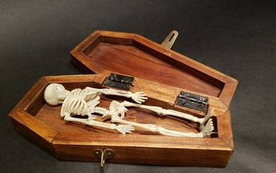 Miniature RIP Coffin w Skeleton