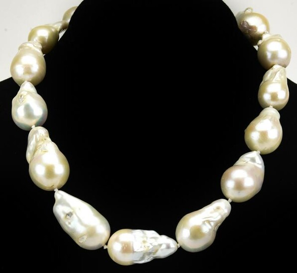 Necklace w Large Hand Knotted Cultured Pearls
