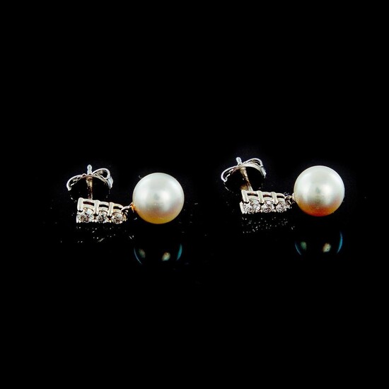 Pair Mikimoto diamond and pearl pendent earrings (2pcs)