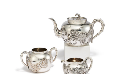 Pao Cheng | EXCEPTIONAL SILVER TEA SERVICE WITH DRAGON DECORATION
