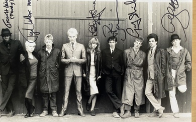 Quadrophenia movie cast 14x11 photo signed by SEVEN of...