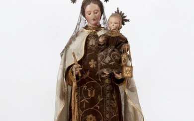Sculpture de robe ou cap-i-pota de la Vierge du Carmen, XIXe siècle. Bois sculpté et...