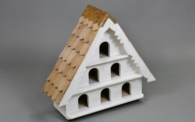 Small Dovecote / Bird House