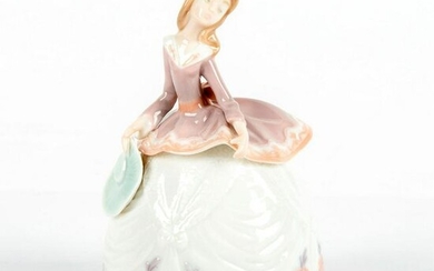 Sounds of Fall 1005955 - Lladro Porcelain Figurine