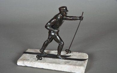 TRAVAIL FRANCAIS Skieur en bronze à patine... - Lot 70 - Conan Belleville Hôtel d’Ainay
