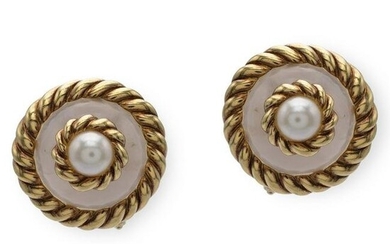 Trianon, 18kt yellow gold lobe earrings