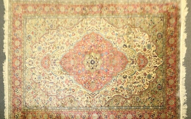 Turkish Isfahan Rug