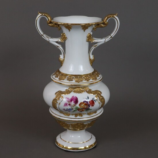 Un magnifique vase - Meissen, 2e moitié du 19e siècle, porcelaine, dessin : Ernst August...