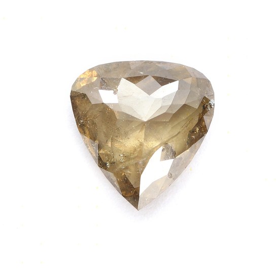 Unmounted, heartshaped diamond weighing app. 1.73 ct. Colour: Natural fancy yellowish brown. Clarity: I2.