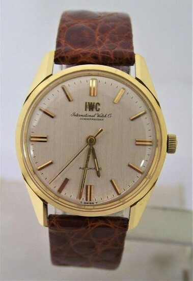 Vintage 18k Gold IWC SHAFFHAUSEN Automatic Watch 1960s