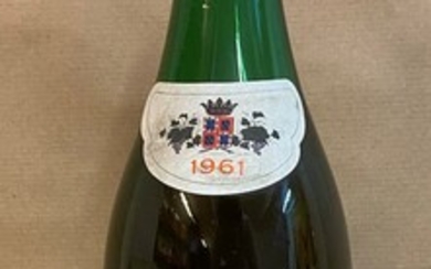 1 bouteille MEURSAULT Champy P&F 1961 (étiquette...