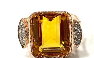 14 kt. Yellow gold - Ring Topaz - Diamonds