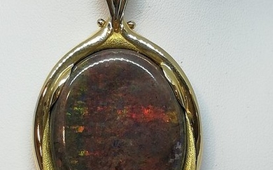 18 kt. Gold - Pendant Opal