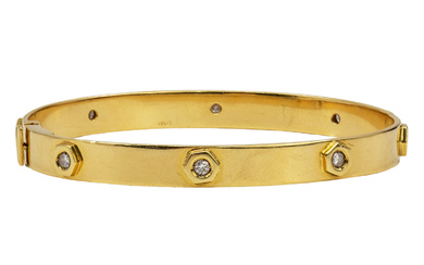 18k Yellow Gold Diamond Bracelet.
