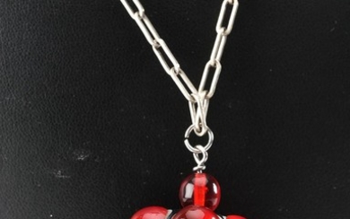 A MURANO GLASS PENDANT WITH CHAIN