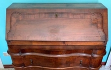 Bureau (1) - Walnut, Polychrome wood - Early 20th century