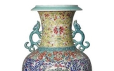A CHINESE FAMILLE ROSE OVOID VASE 19TH CENTURY Pai…