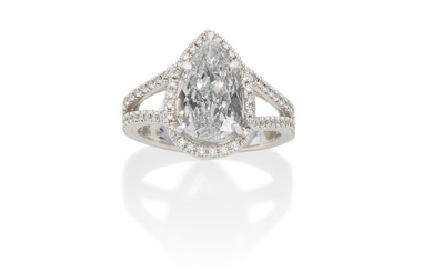 A diamond-single stone ring