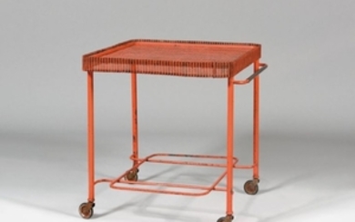 MATHIEU MATÉGOT (1910 2001) Table roulante à plate…
