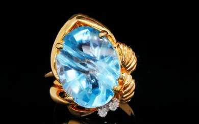 9.00ct Aquamarine and 14K Yellow Gold Ring W/Diamonds