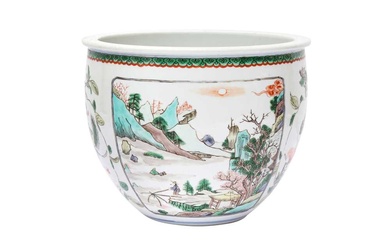 A CHINESE FAMILLE-VERTE JARDINIERE 十九至十七世紀 五彩人物山水圖紋罐