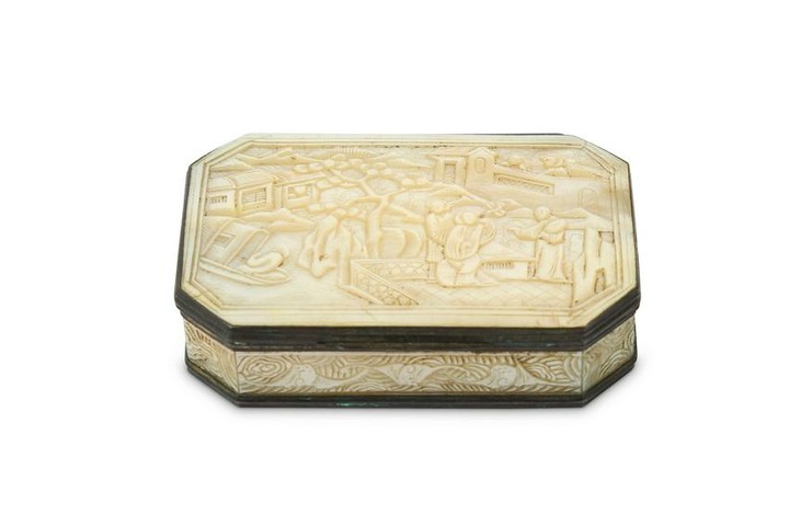 A CHINESE SILVER-MOUNTED MOTHER OF PEARL BOX.