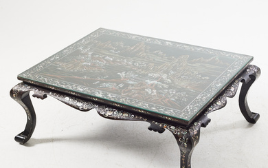 A CHINESE-STYLE COFFEE TABLE, lacquer work with inlays of mother of pearl, Korea, 20th century.