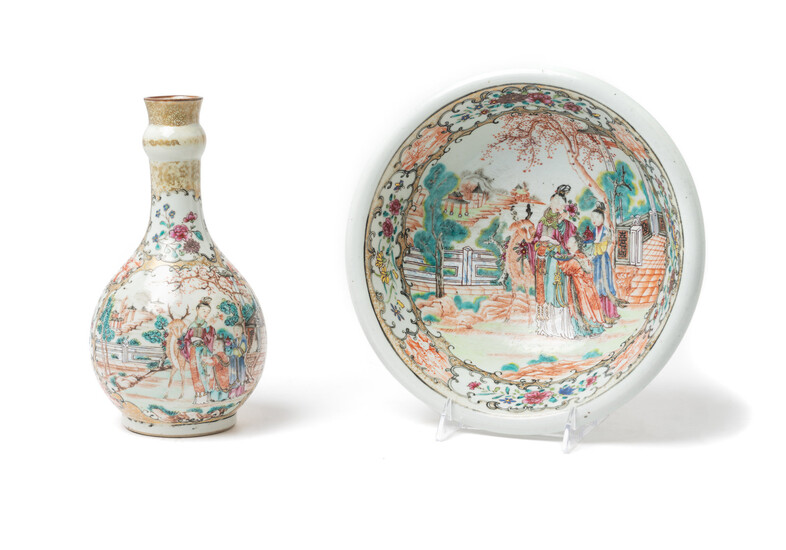 A Chinese Export Porcelain Bottle and Basin